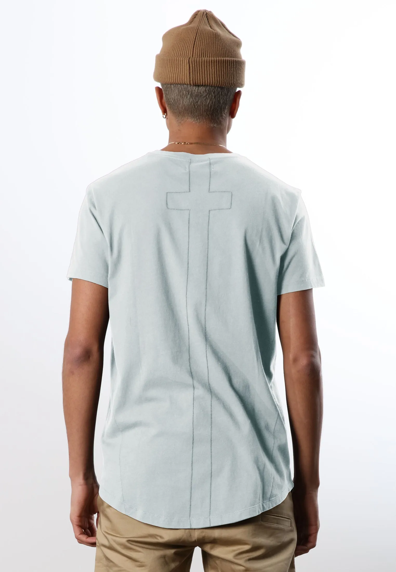 ESSENTIAL CURVED HEM HIGH RISE T-SHIRT